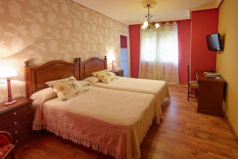 Casa Manoli Luarca Pensionat Almuña Exteriör bild